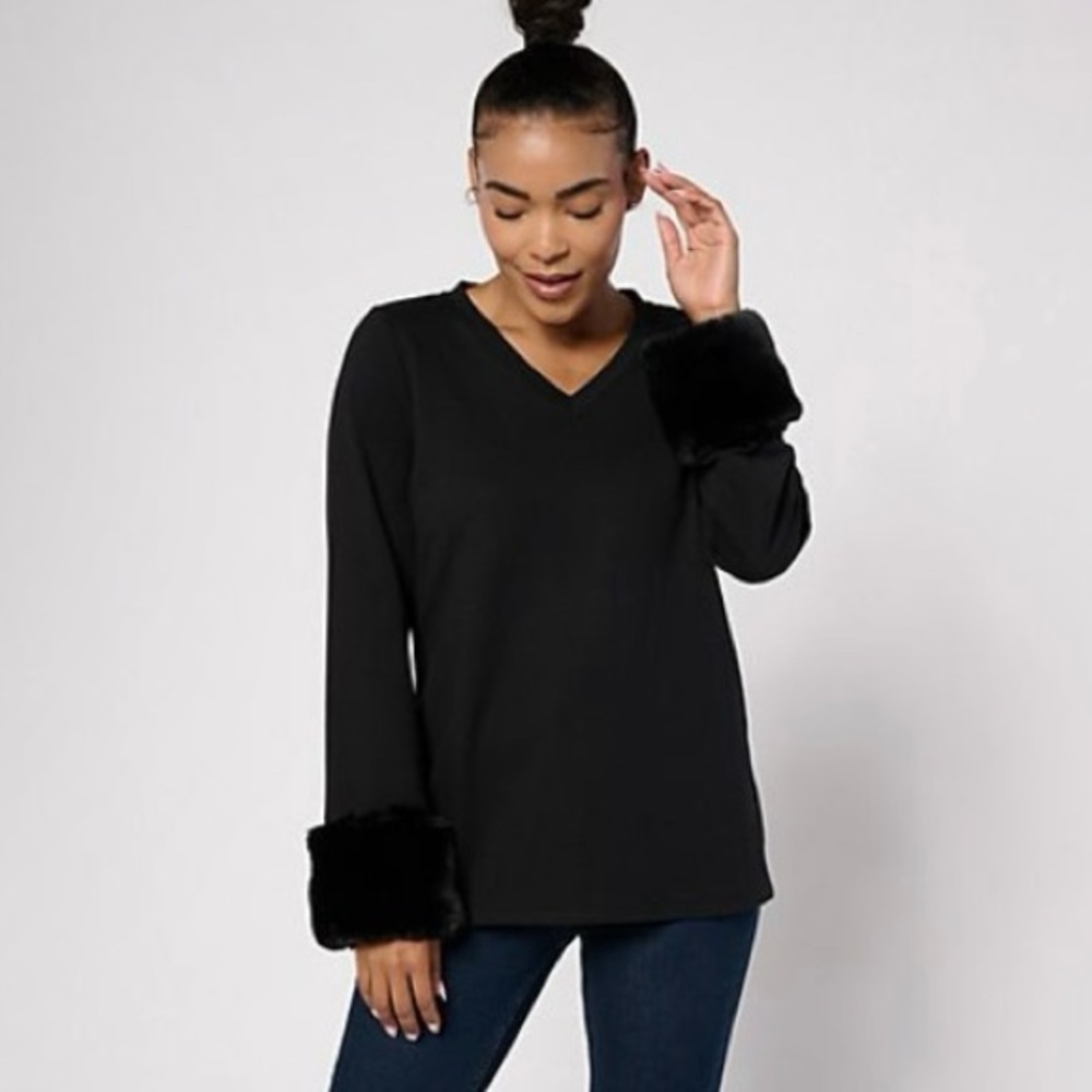 Jingle Belles by Kim Gravel Aspen Faux Fur
Cuffed Top Black Medium.